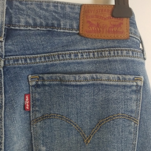 Levis slim fit - Picture 3 of 3